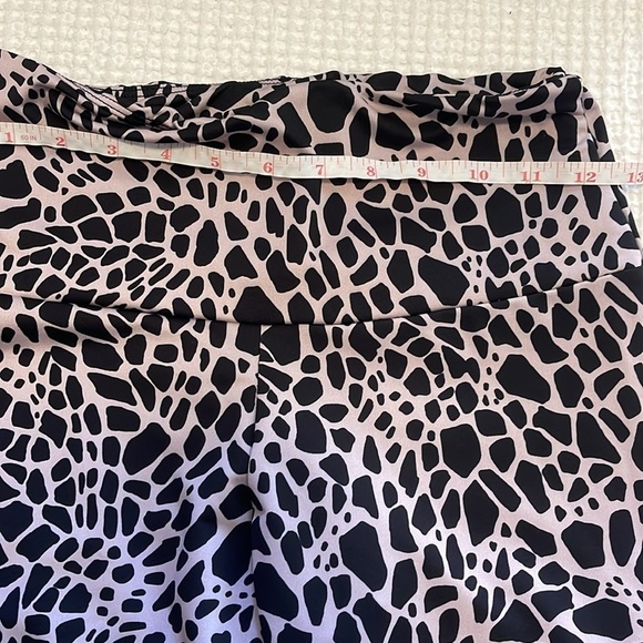 Onzie Giraffe leggings size Small/Medium - Picture 6 of 10